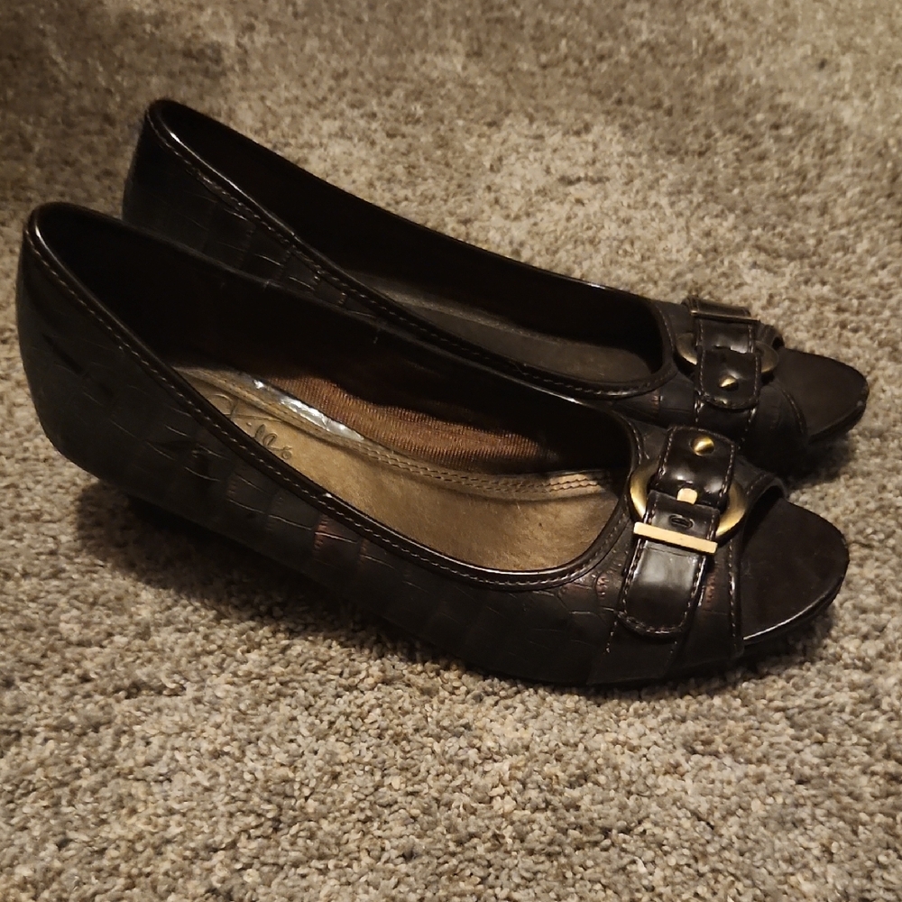 Life Stride Black Flats with Quilted Design